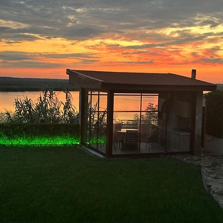 Casa Miralago Boutique Adults Only Tulcea Exteriér fotografie