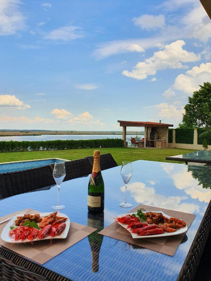 Casa Miralago Boutique Adults Only Tulcea Exteriér fotografie